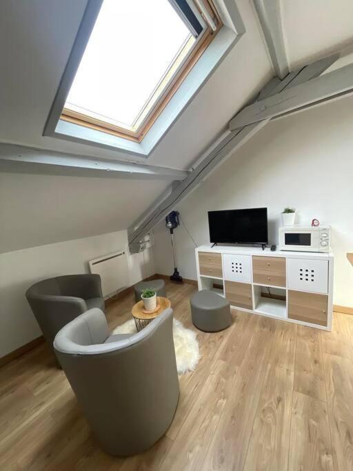 Edouard 2. Logement Complet. Charleville-Mézières Eksteriør billede